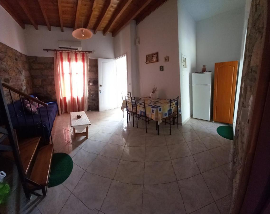 Agapis Apartments Петра Екстер'єр фото